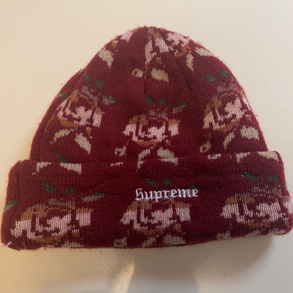 Supreme flower Beanie